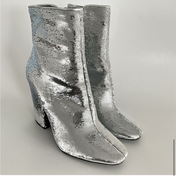 Kendall + Kylie Bootie Silver Sequin Haedyns Square-toe Ankle Boots - Picture 2 of 11